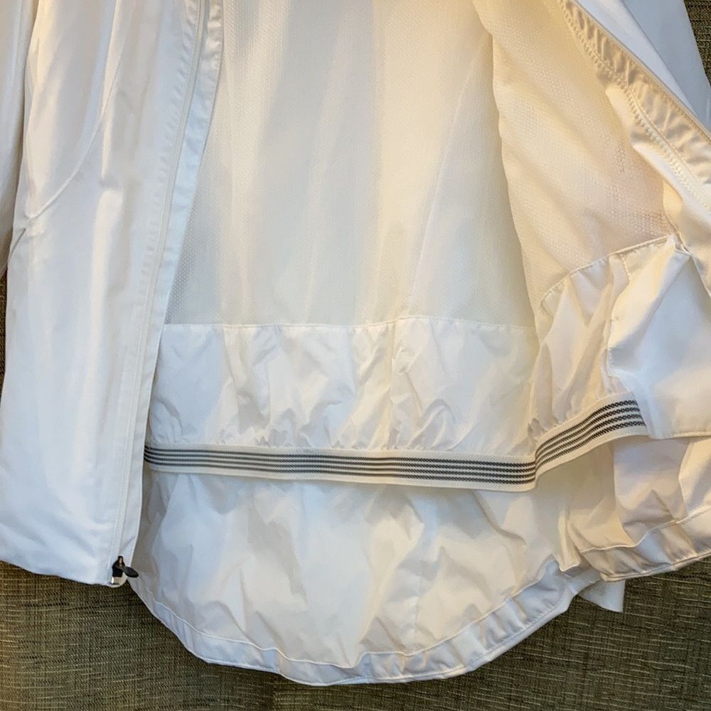 The north face non-insulated ski coat jacket windbreaker with hood color white - Picture 4 of 6